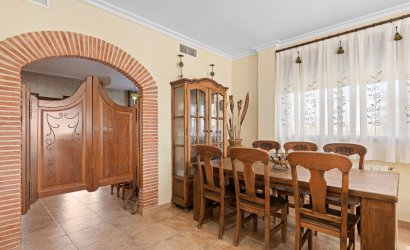 Resale - Country House -
Beniel - Carretera de Beniel