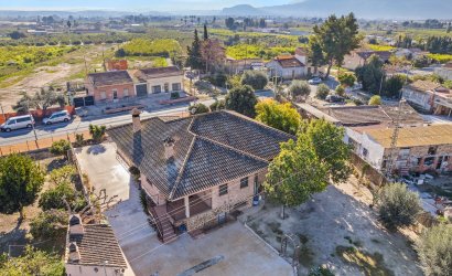 Herverkoop - Country House -
Beniel - Carretera de Beniel