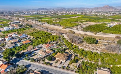 Herverkoop - Country House -
Beniel - Carretera de Beniel