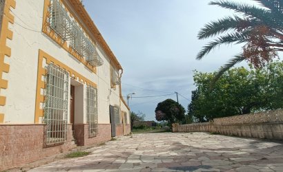 Herverkoop - Villa -
La Romana - Inland