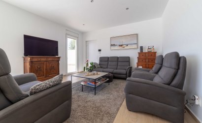 Resale - Villa -
Torrevieja - Costa Blanca