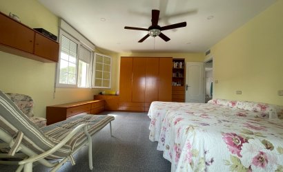 Revente - Villa -
Orihuela Costa - Costa Blanca