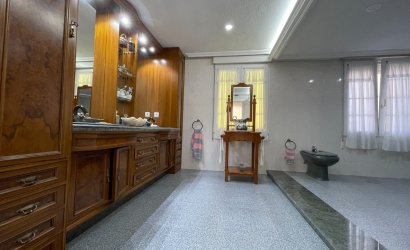Revente - Villa -
Orihuela Costa - Costa Blanca