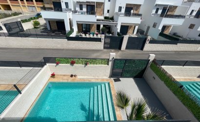 Herverkoop - Villa -
Benijofar