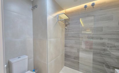 Revente - Apartment / Flat * -
Orihuela Costa * - Punta Prima *