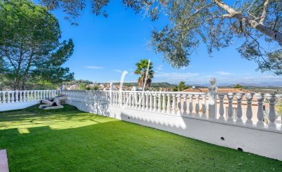 Herverkoop - Villa -
San Miguel de Salinas - Inland