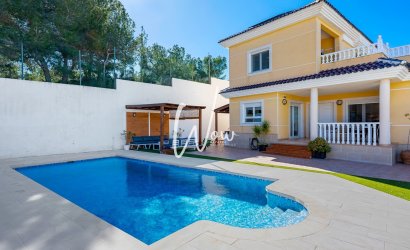 Herverkoop - Villa -
San Miguel de Salinas - Inland