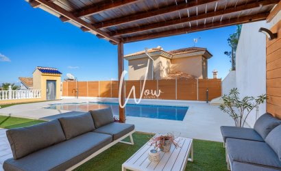 Herverkoop - Villa -
San Miguel de Salinas - Inland