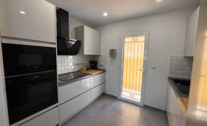 Herverkoop - Town House -
Campoamor - Costa Blanca