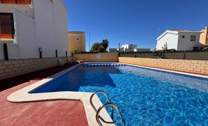 Herverkoop - Town House -
Campoamor - Costa Blanca