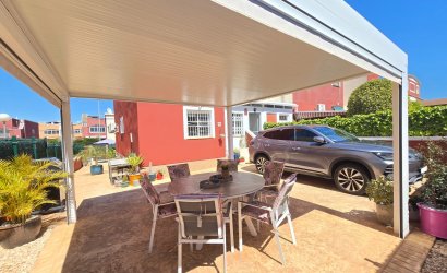 Revente - Apartment / Flat * -
Orihuela Costa * - Los Altos *