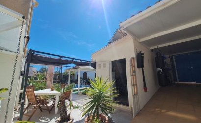 Reventa - Villa -
Orihuela Costa - Costa Blanca