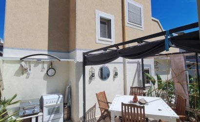 Reventa - Villa -
Orihuela Costa - Costa Blanca