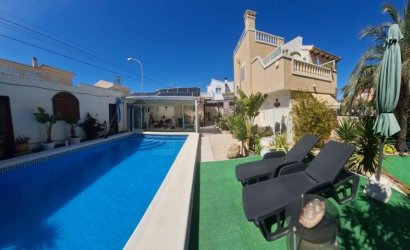 Reventa - Villa -
Orihuela Costa - Costa Blanca