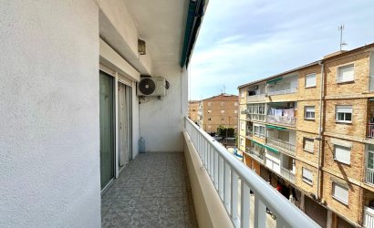 Revente - Apartment -
Torrevieja - Estacion De Autobuses