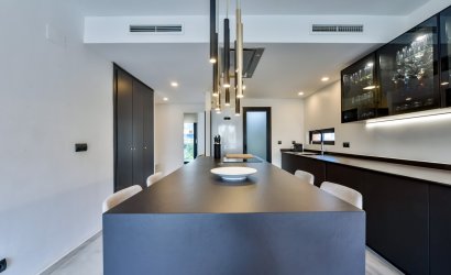 Resale - Apartment -
Villajoyosa - La Cala