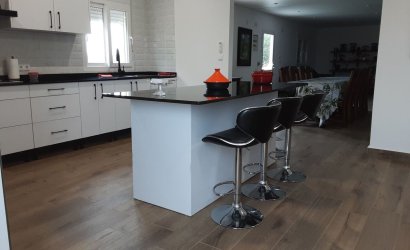 Resale - Villa -
San Miguel de Salinas - Inland