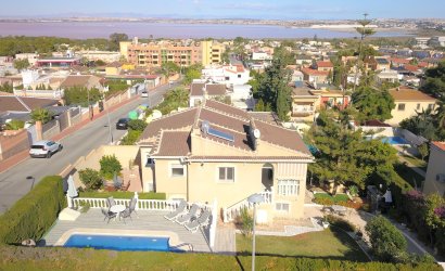 Herverkoop - Villa -
Orihuela Costa - Los Balcones