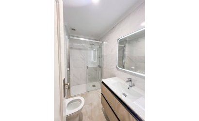 Revente - Apartment -
Torrevieja