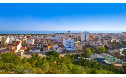 Reventa - Adosado -
Guardamar del Segura - Urbanizaciones