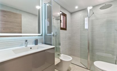 Herverkoop - Herenhuis -
Torrevieja - Aguas Nuevas