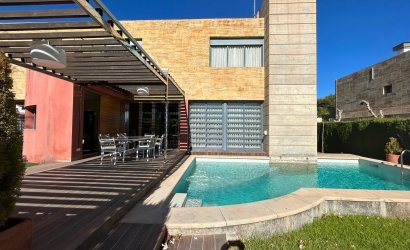 Resale - Villa -
Orihuela Costa - Dehesa de campoamor