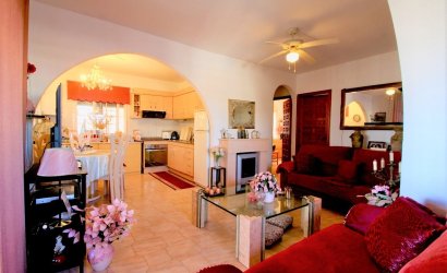 Herverkoop - Villa -
Orihuela Costa - Villamartín