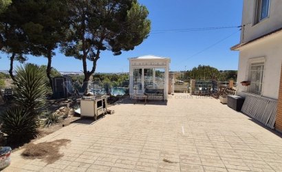 Herverkoop - Villa -
Torrevieja - Los Balcones