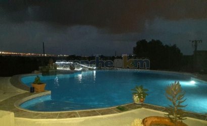 Herverkoop - Villa -
Torrevieja - Los Balcones