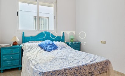 Revente - Apartment -
Turre