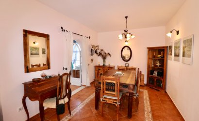Resale - Country House -
Catral