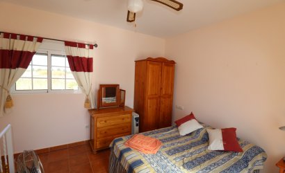Resale - Country House -
Catral