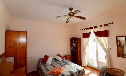 Resale - Country House -
Catral