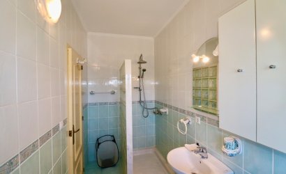 Resale - Country House -
Catral