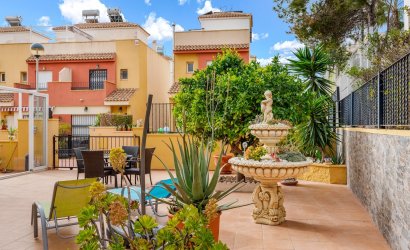 Reventa - Adosado -
Orihuela Costa - Villamartín