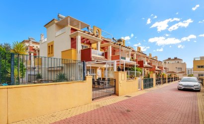 Reventa - Adosado -
Orihuela Costa - Villamartín