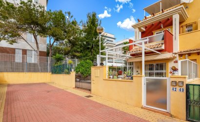 Reventa - Adosado -
Orihuela Costa - Villamartín