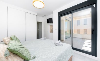 Herverkoop - Villa -
Los Montesinos