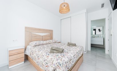 Herverkoop - Villa -
Los Montesinos