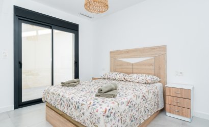 Herverkoop - Villa -
Los Montesinos