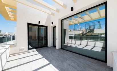 Herverkoop - Villa -
Los Montesinos