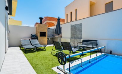 Herverkoop - Villa -
Los Montesinos