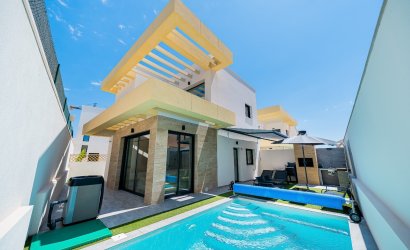 Herverkoop - Villa -
Los Montesinos