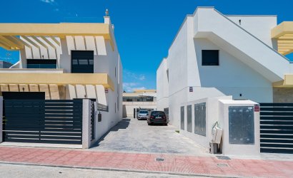 Herverkoop - Villa -
Los Montesinos