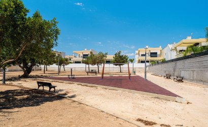 Herverkoop - Villa -
Los Montesinos