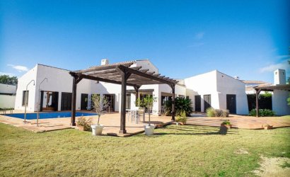 Herverkoop - Villa -
El Valle Golf Resort