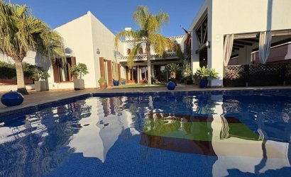 Herverkoop - Villa -
El Valle Golf Resort