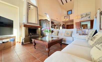 Herverkoop - Villa -
El Valle Golf Resort