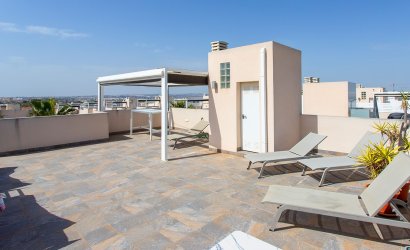 Herverkoop - Herenhuis -
Torrevieja - Aguas Nuevas