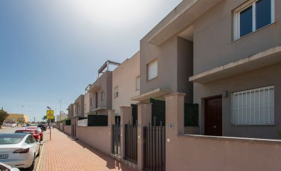 Herverkoop - Herenhuis -
Torrevieja - Aguas Nuevas